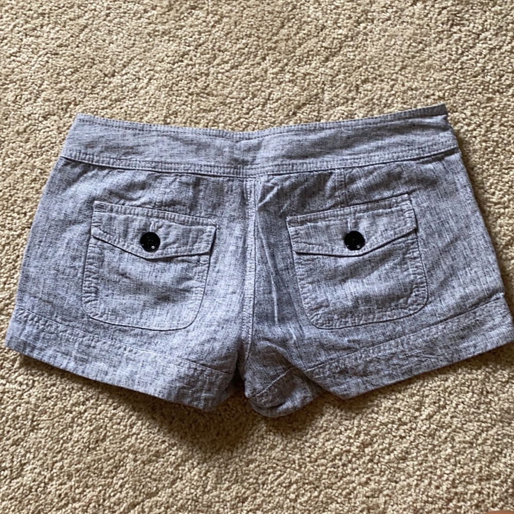 EXPRESS SHORTS - Picture 2 of 4